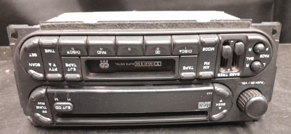 2002-2007 Dodge Chrysler Jeep Radio Receiver CD Player OEM P05064042ac
